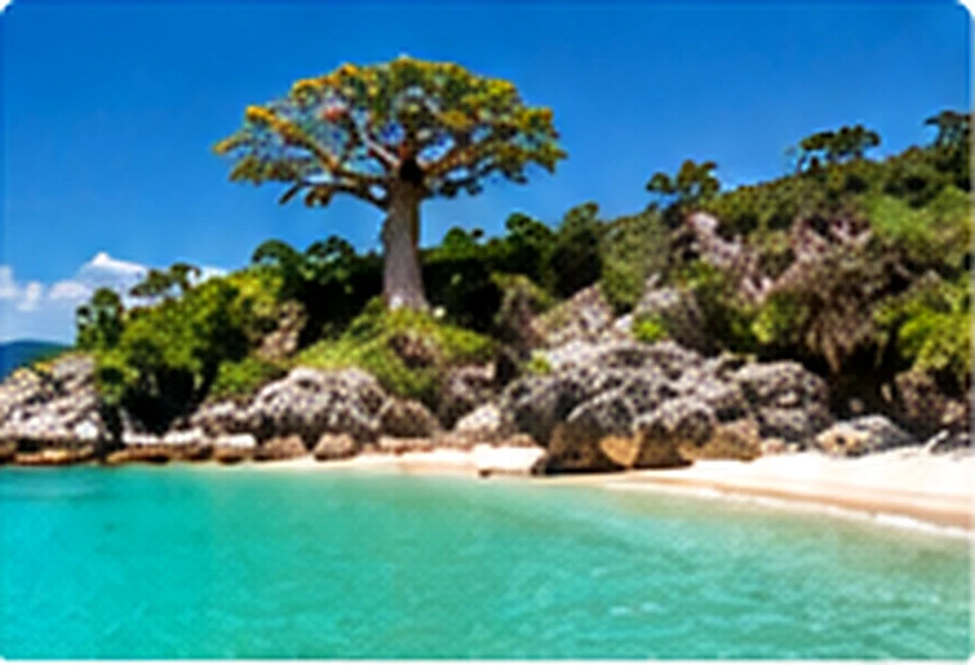 Plage turquoise de Nosy Be bordée de rochers